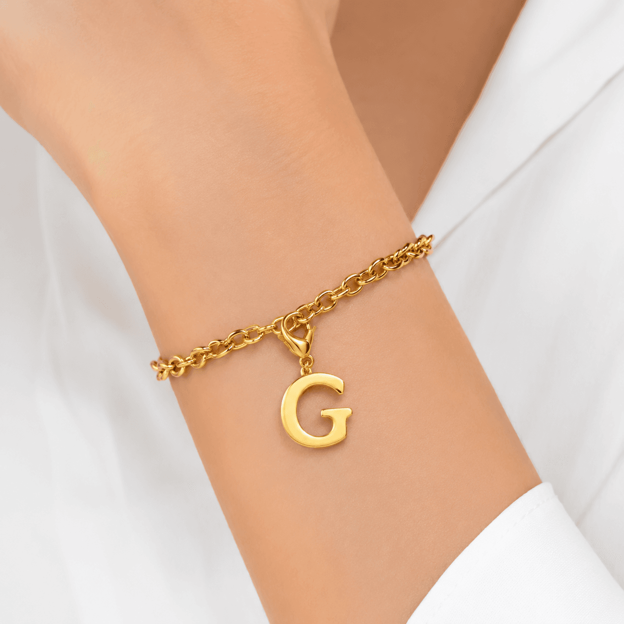 GlyphTag Circle Letter Charm 5