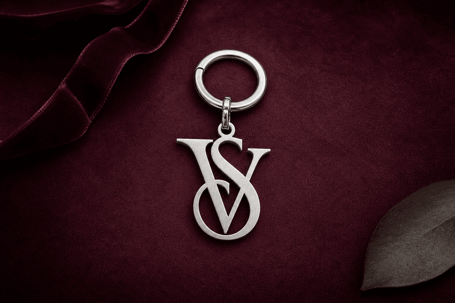 Guide to Stainless Steel Victoria Secret Keychain Charm 316L
