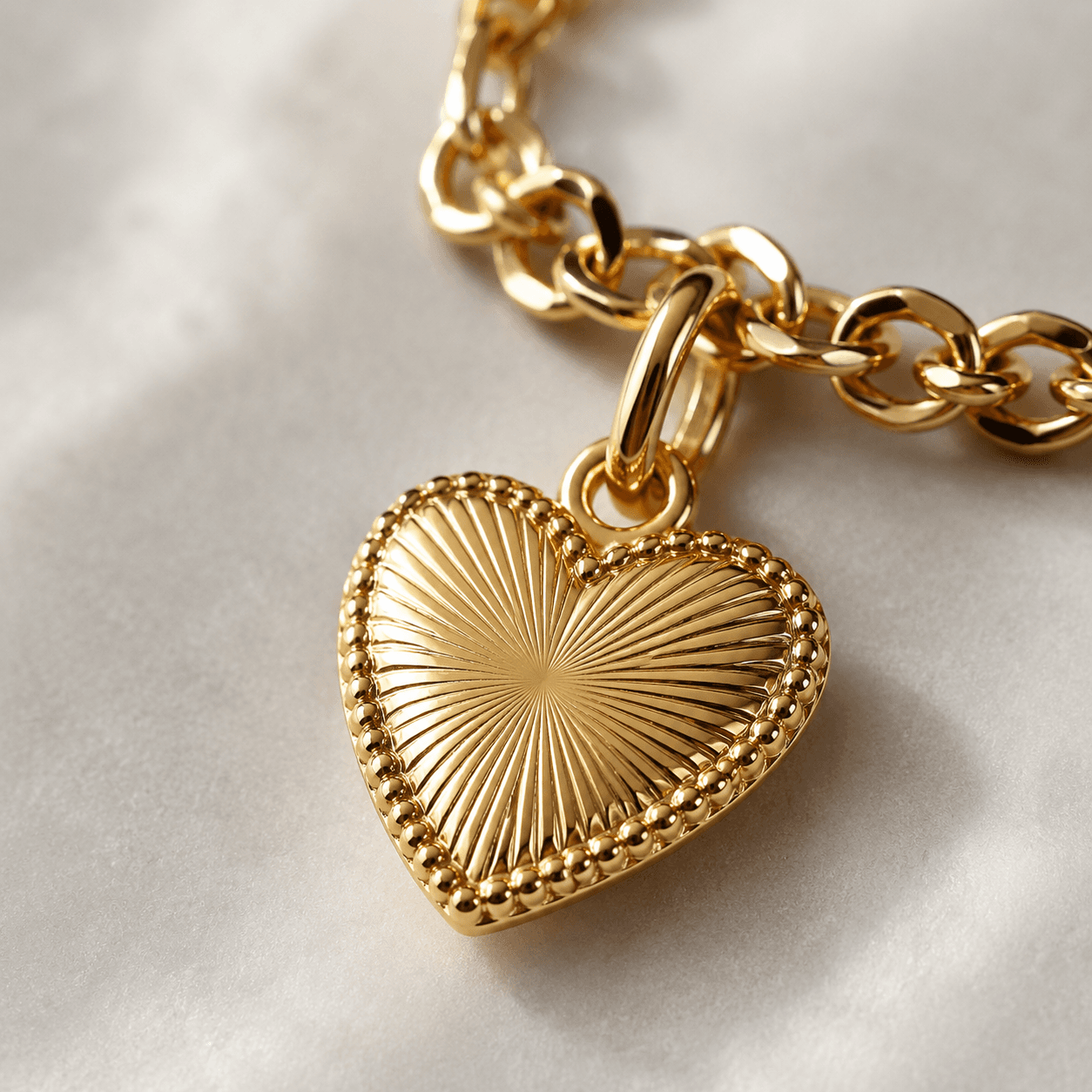 14k gold heart charm bracelet: Designer Material Deep Dive