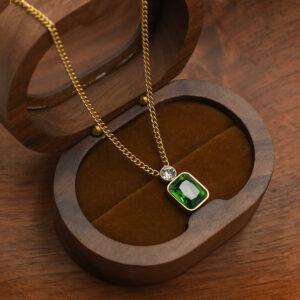 Rectangular Green Zircon Pendant Necklace - Image 3