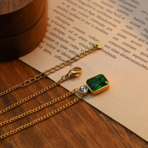 Rectangular Green Zircon Pendant Necklace - Image 4