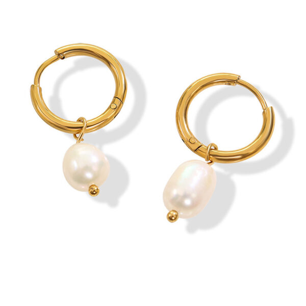 Minimalist Pearl Earrings