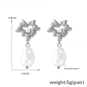 Irregular Heart-Shaped Stud Earrings - Image 4