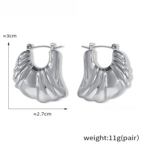 Wing-Shaped Hoop Earrings - Image 4