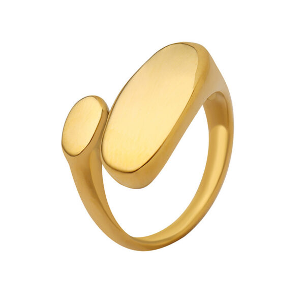 Minimalist Irregular Ring