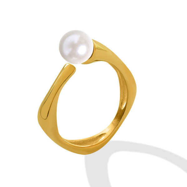 Minimalist Pearl Ring