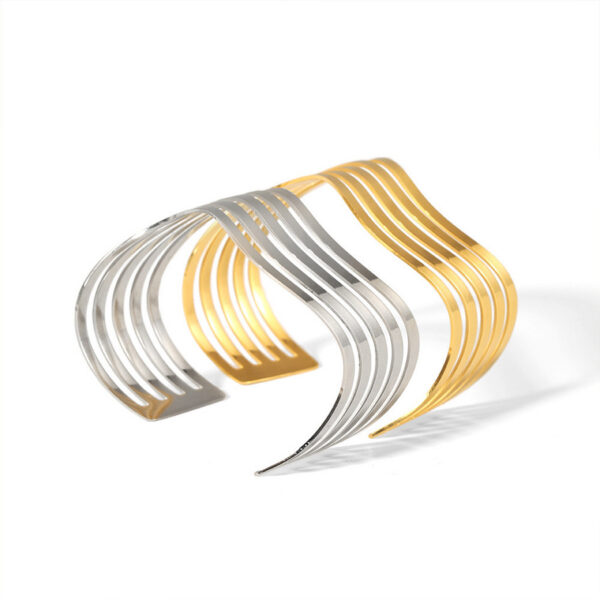 Hollow Wave Bangle